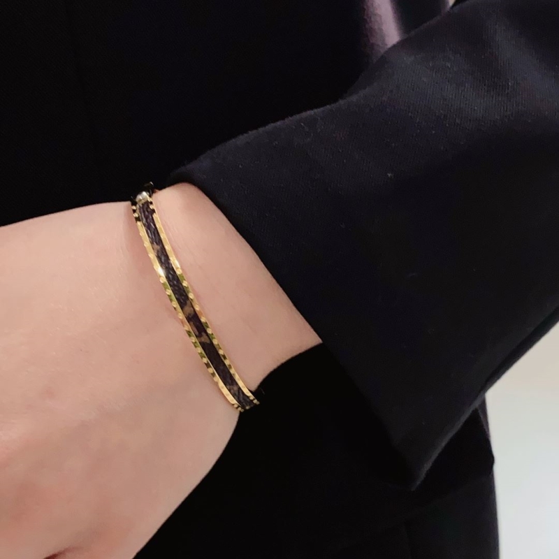 LV Bracelets